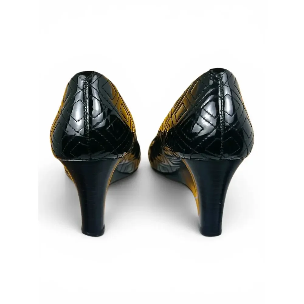 Tory Burch Quinn Quilted Patent Leather Wedge Pumps Gold Logo Black Size 7